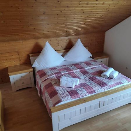Studio Apartment Bermatingen ภายนอก รูปภาพ