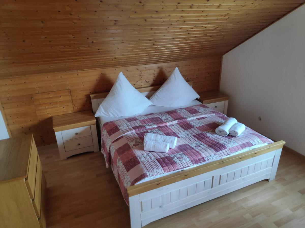Studio Apartment Bermatingen ภายนอก รูปภาพ