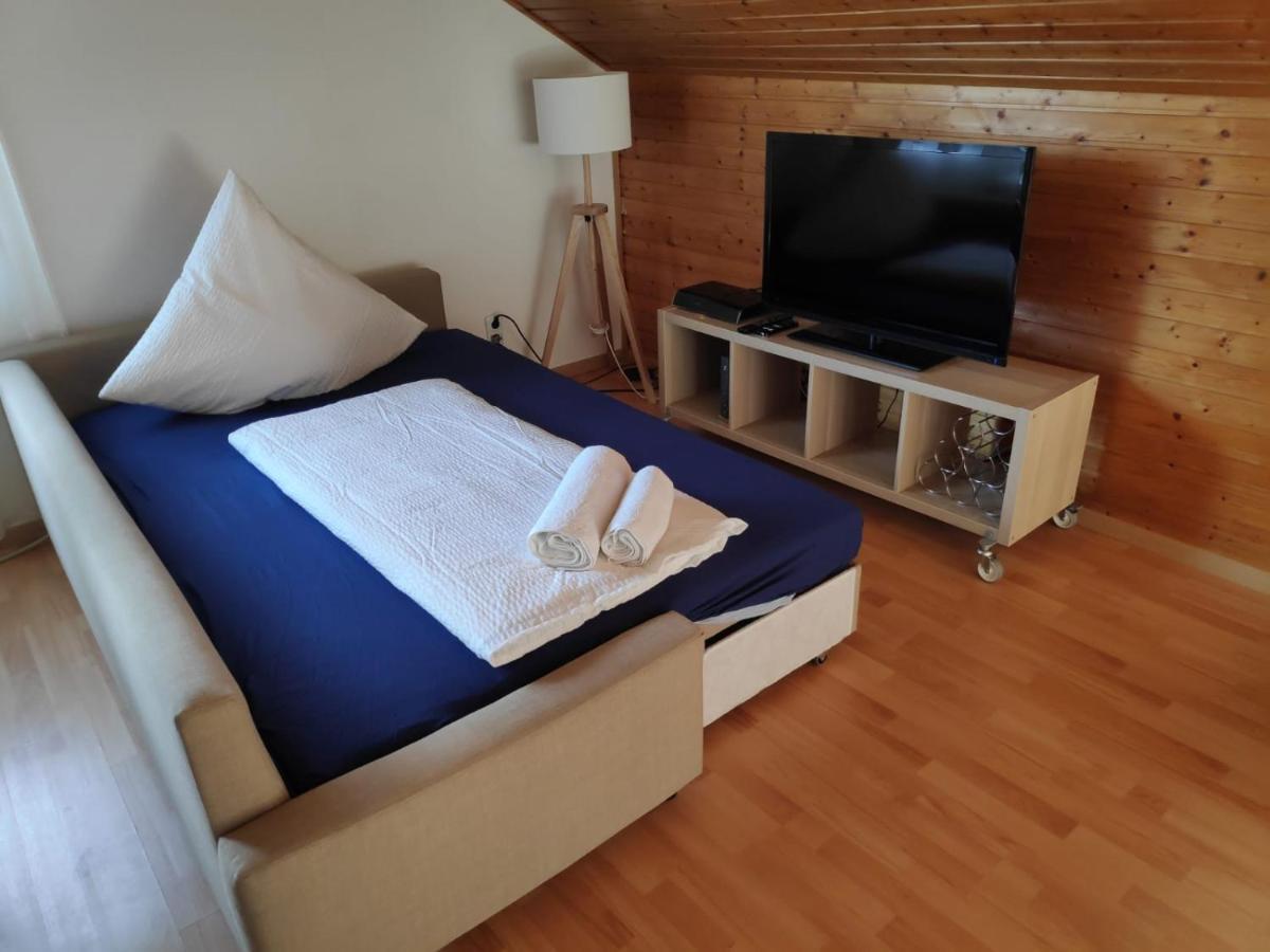 Studio Apartment Bermatingen ภายนอก รูปภาพ
