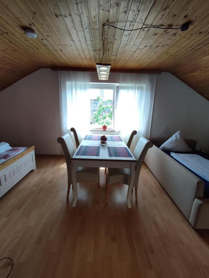Studio Apartment Bermatingen ภายนอก รูปภาพ